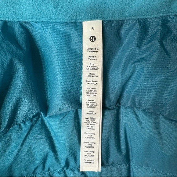 Lululemon Down For It All Jacket Winter Coat Oceanic Size 6 Small - Picture 13 of 14